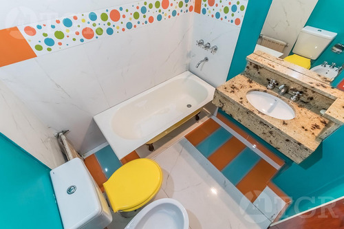 Semipiso En Venta Recoleta 3 Ambientes Techos Altos Frances