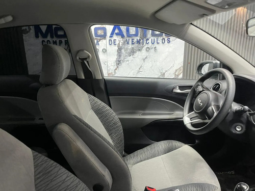 Kia Soluto 1.4 Emotion At