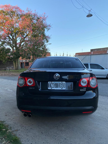 Volkswagen Vento 2.5 Luxury 170cv 2010