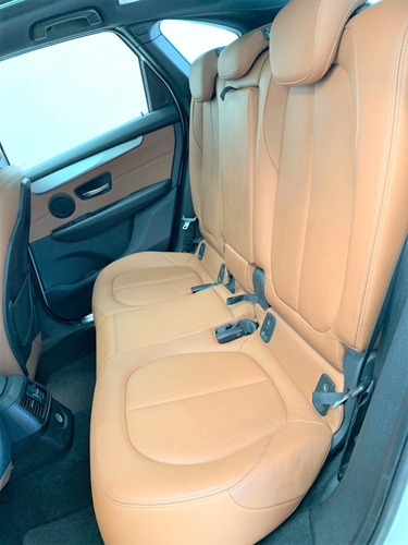 Imagem 12 de 15 de Bmw 225i