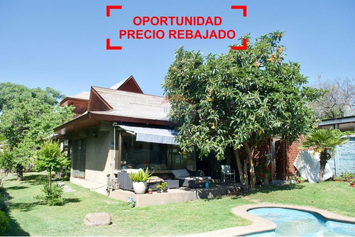 Oportunidad! Excelente Ubicación! Terreno Grande!