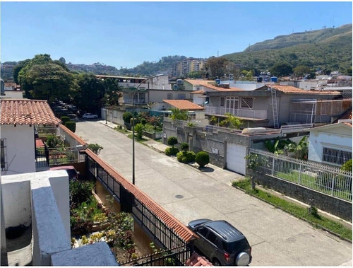 Casa Quinta En Venta En Vista Alegre Caracas