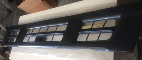 Parrilla Suzuki Npr 06-15