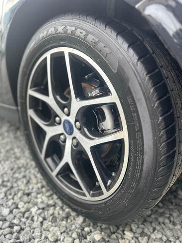 Ford Focus 2.0 Titanium Flex Powershift 5p