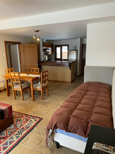 Departamento Con Jardín En Arelauquen