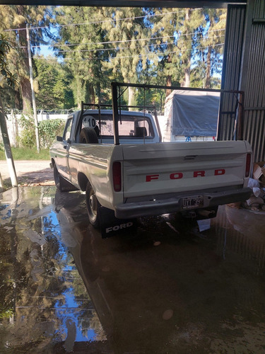 Ford F-100 3.6 Std