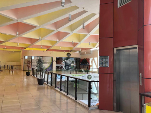 Local En Venta O Renta En La Col. Arbide, Leon, Gto. En Plaza Nicaragua Con Elevador,estacionamiento