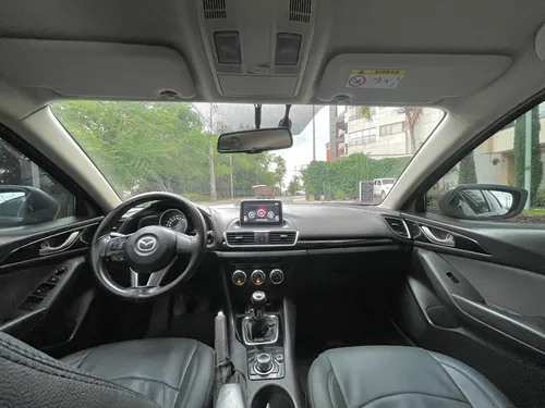 Mazda 3 2.0 Prime