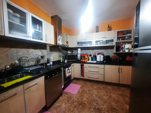 Imagen 3 de 26 de Casa Venta 4 Ambientes Villa Ballester Cochera
