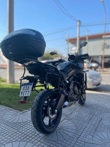 Benelli 752s Naked