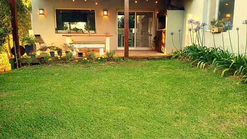 Hermosa Casa Sobre Loma En Senderos 3