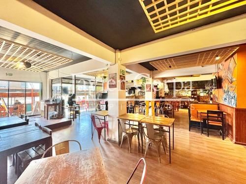 Venta Local Comercial, Pub Restaurant Con Derecho A Llave