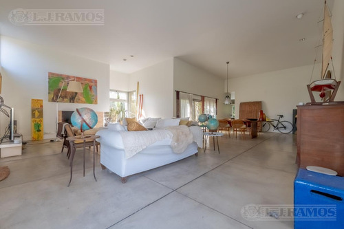 Imagen 9 de 30 de Moderna Casa En 1 Planta Sobre 1800m2 Lote. Los Senderos 1. Excelente Acceso, Km 38.5 Pilar.