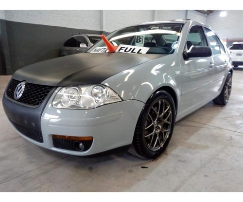 Volkswagen Bora Highline Mt 1.8 T 2013