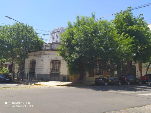 Terreno Muy Buena Ubicación En Caballito, Capital Federal. Posibilidad De Permuta.