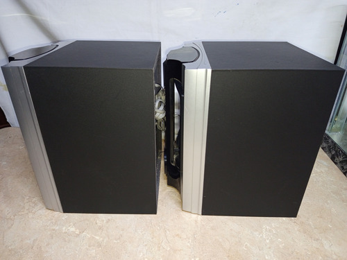 Módular Subwoofers Sony Genezi Gnx880 Funcionando Al 100 Negro 250 W (Usado)