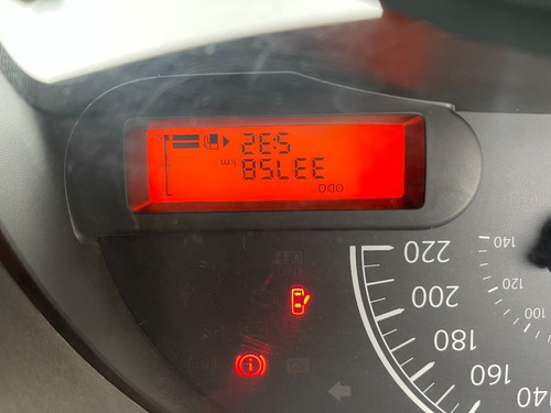Imagen 12 de 13 de Nissan Versa 1.6 Sense Mt