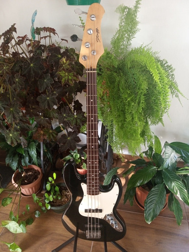 Stagg Jazz Bass  B300