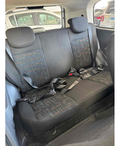 Fiat Uno 1.0 EVO VIVACE 8V FLEX 2P MANUAL