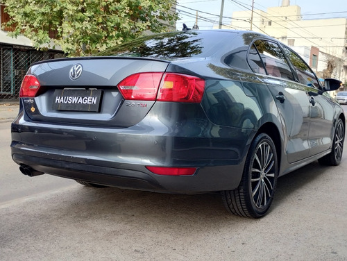 Volkswagen Vento 2.0 Sportline Tsi 200cv Dsg