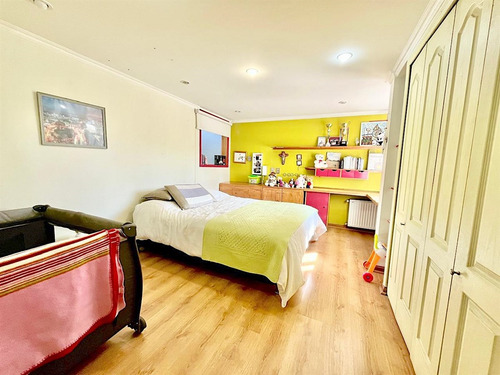 Casa Ampliada San Carlos De Apoquindo 6d/5b/3e En Condominio