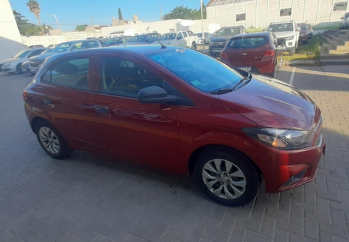 Imagen 1 de 18 de Chevrolet Onix Lt 1.4 Nafta Caja Manual Cc