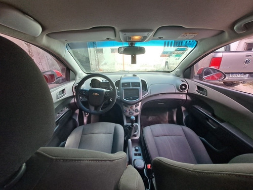 Imagen 9 de 10 de Chevrolet Sonic 2013 1.6 Lt