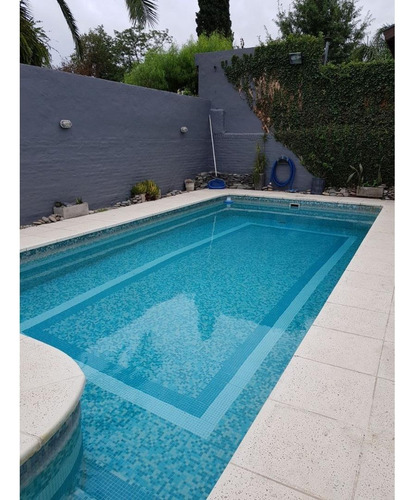 Venta Casa + Depto. Merlo Apto Credito. Calle Mitre Al 2000