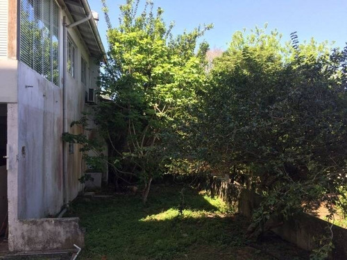 Casa Coqueiros, 5 Dormitórios, 3 Wc, 4 Vagas De Garagem - 2817