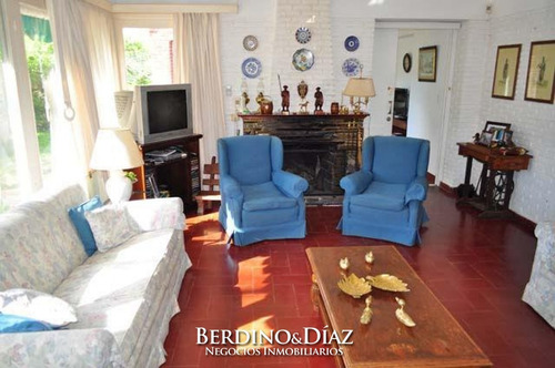 Oportunidad En Playa Mansa- Ref: 679