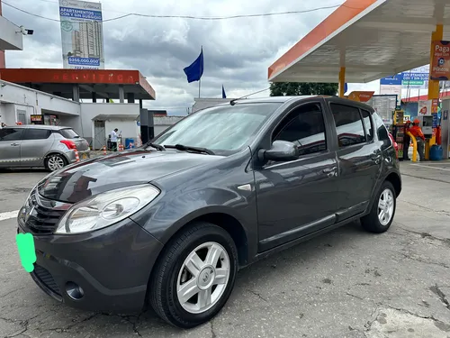 Renault Sandero 1.6 Dynamique 110 hp