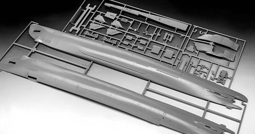 German Submarine Type Xxi 1/144 Model Kit Revell