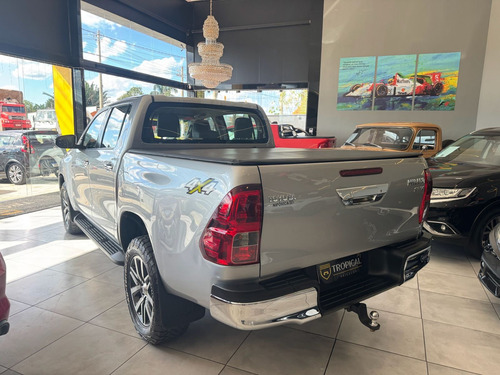 Toyota Hilux 2.7 SRV 4X4 CD 16V FLEX 4P AUTOMÁTICO