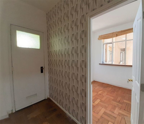 Imagen 12 de 18 de Oficina En Venta De 2 Privados En Santiago