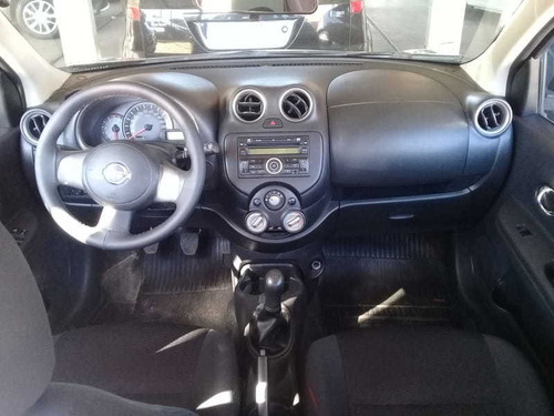 Nissan March Sv 1.6 16v Flex Fuel 5p 2013