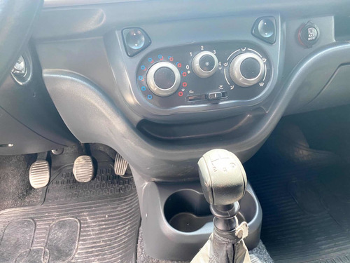 Imagem 6 de 6 de Fiat Fiorino 2016 1.4 Flex 4p