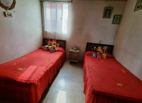 Imagen 6 de 7 de Venta De Casa En Sector Naval