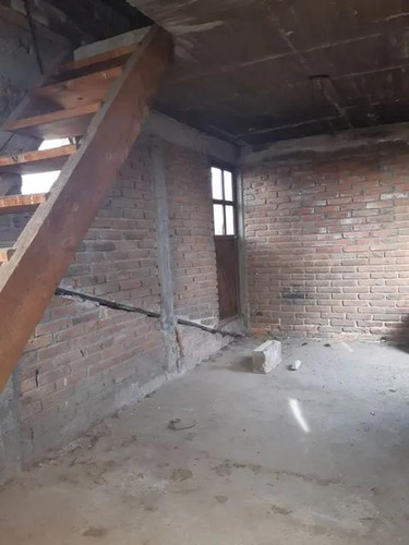 Venta De Terreno Con Construcción En San Gaspar Tlahuelilpan En Metepec