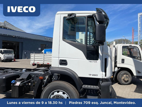 Imagen 8 de 12 de Iveco Tector 170e28 5.9 2023 0km