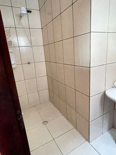 Linda Casa Com Linda Piscina 3 Dormitórios 2 Suítes Itanhaém
