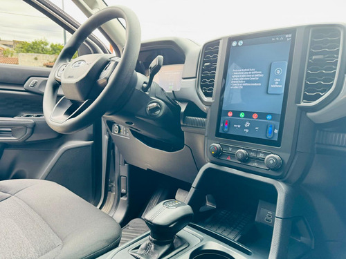Ford Ranger XLS V6 4x4 AT