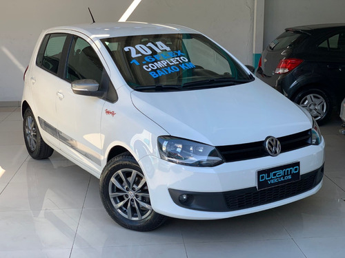 Imagem 1 de 12 de Volkswagen Fox Rock In Rio 1.6 Flex 2014