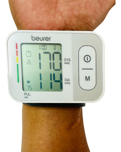 Monitor Presión Arterial Digital Muñeca Beurer Bc28