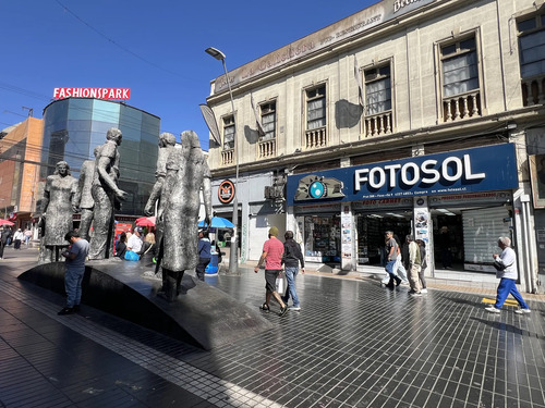 Amplio Local Comercial En Paseo Prat Antofagasta