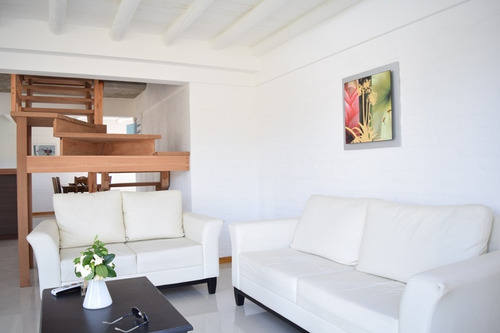 Imagen 17 de 30 de Casa De 3 Dormitorios Y 2 Baños A 50 Mts De La Playa
