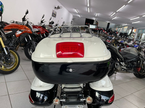 Imagem 2 de 10 de Suzuki Boulevard M800 2011