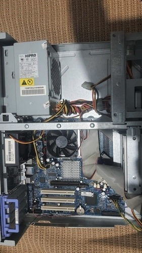 Ibm Netvista 8306nqp Celeron 2.4 256mb Ram Hd 40gb (Usado)