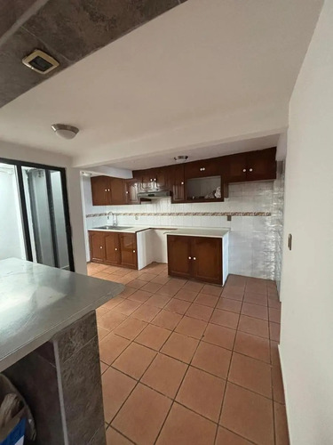 Casa Barata En Lagos De Moreno, Jal. Maf
