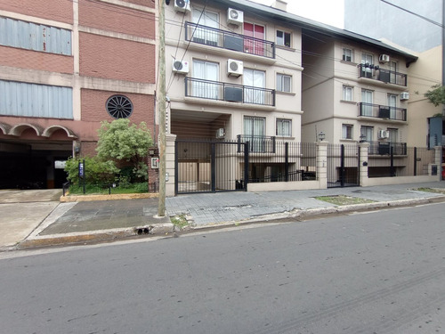 Venta Cochera P/2 Autos En Zona Centro Martinez 