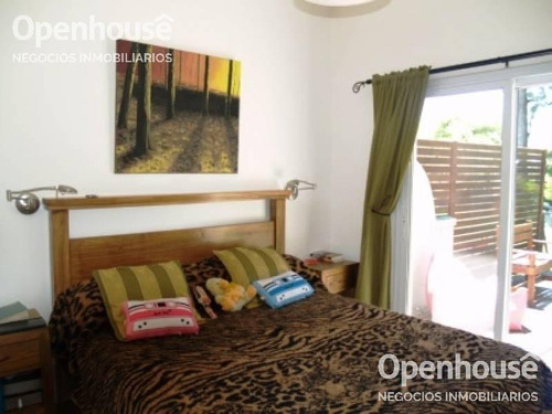 Venta Con Renta Casa 2 Dormitorios En Barrio La Candela